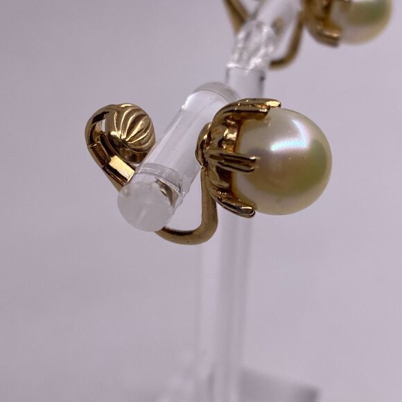 Ciner Clip On Earrings 10K Yellow Gold Pre Owned Faux Pearl Prong Set Signed - Picture 4 of 12
